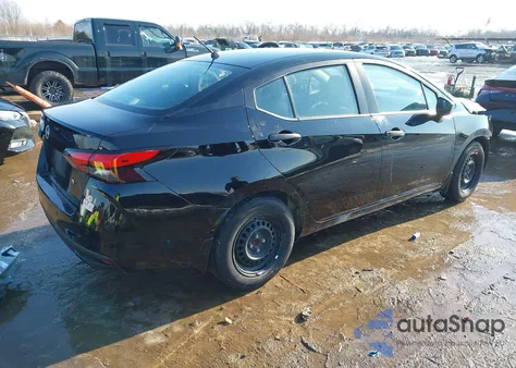 2024 Nissan Versa 1.6 S z USA, uszkodzony, nr VIN 3N1CN8DV8RL844406